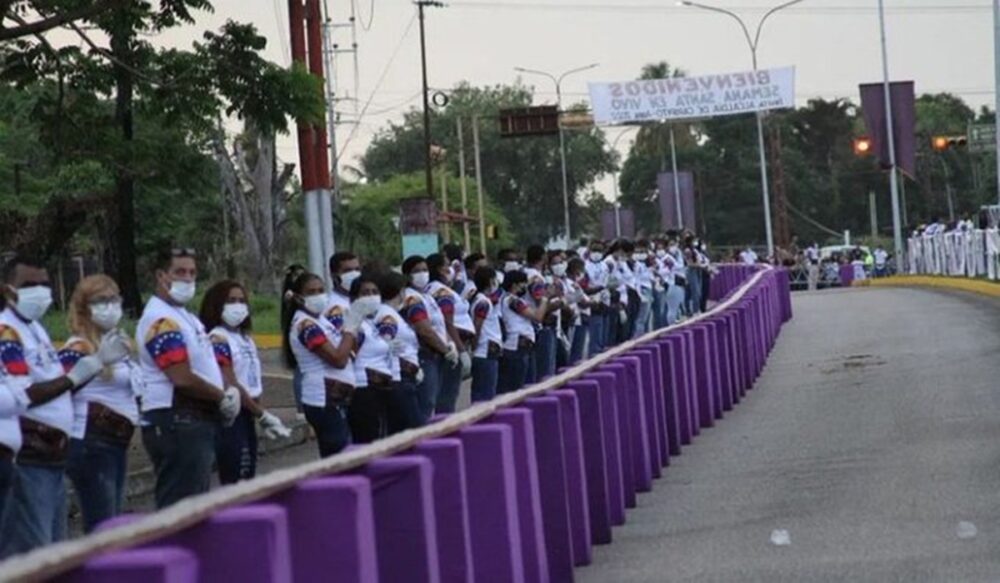 «នំ​សូកូឡា​ដែល​វែង​ជាងគេ​បង្អស់​ក្នុង​ពិភពលោក» ​ជា​កំណត់​ត្រា​ថ្មី​ បង្កើត​ឡើង​​ក្នុង​​ប្រទេស​មួយ​​នៅ​​តំបន់​​អាម៉េរិក​​ខាង​ត្បូង