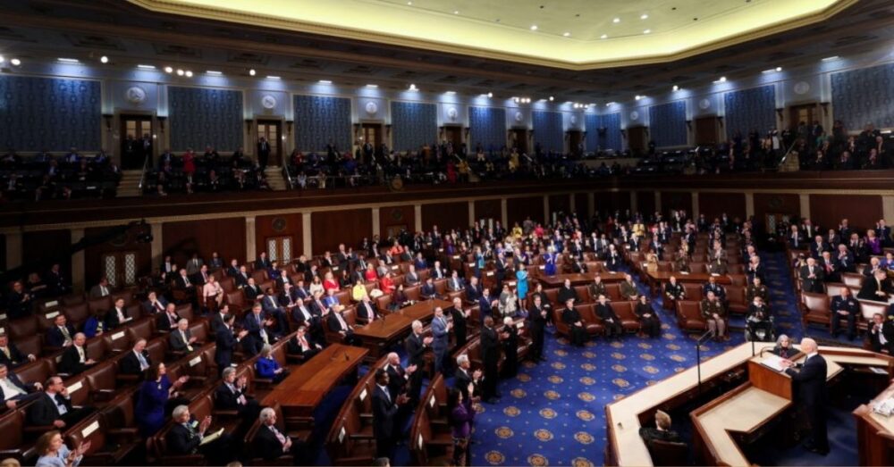 អាម៉េរិក ប្រើប្រាស់កម្មវិធីពីសម័យសង្គ្រាមលោកលើកទី ២ ដើម្បីអាចបញ្ជូនអាវុធឱ្យ អ៊ុយក្រែន បានលឿន