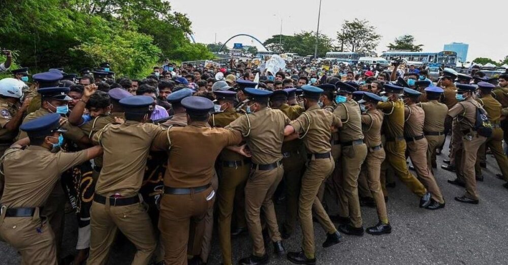 ស្រីលង្កា ដាក់​ប្រទេស​ក្នុងស្ថានភាព​ប្រកាសអាសន្ន 