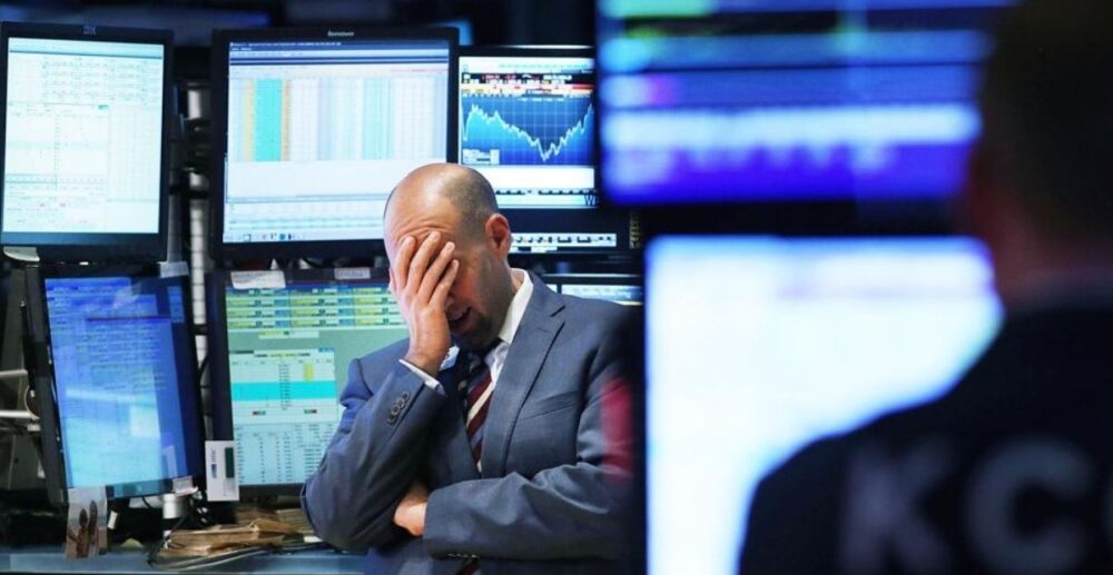 ជាង ៧ ទ្រី​លាន​ដុល្លារ «បាត់​ខ្លួន» ពី​ផ្សា​រមូល​ប​ត្រ​អាម៉េរិក ចាប់តាំងពី​ដើមឆ្នាំ​មកនេះ