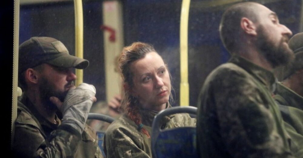 រុស្ស៊ី ប្រកាសថា ទាហានអ៊ុយក្រែន ជិត ១,០០០ នាក់ បានទម្លាក់អាវុធចុះចាញ់