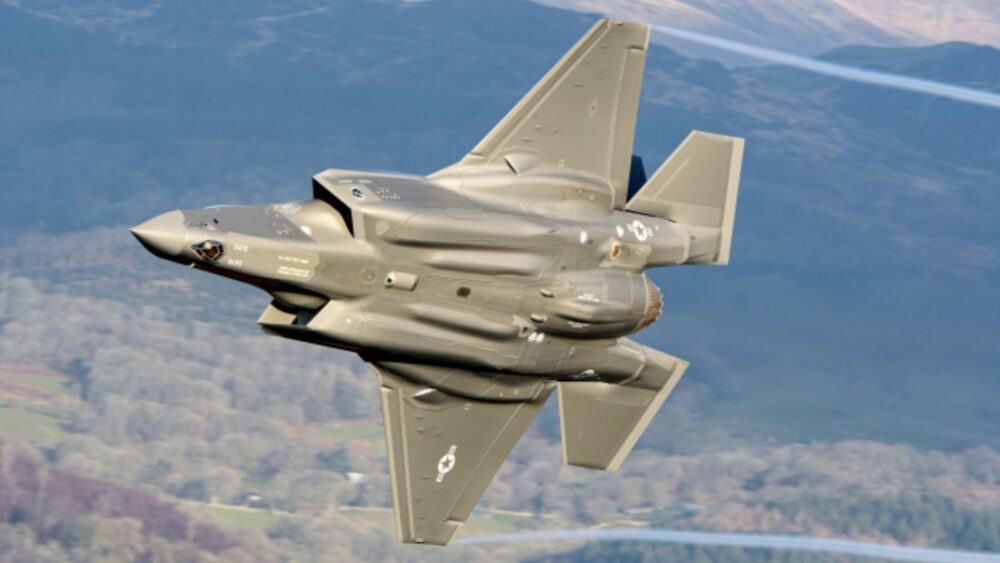 អាម៉េរិក សម្រេចបាន​កិច្ចព្រមព្រៀង​ទិញ​យន្តហោះ​ចម្បាំង​ទំនើប​ជិត ៤០០ គ្រឿង