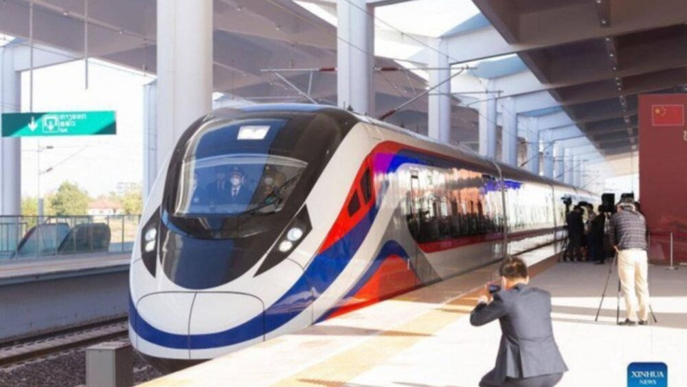 ជើងរថភ្លើងដំបូងរវាងខេត្ត Shanxi របស់ ចិន និង ឡាវ ចាប់ផ្ដើមដំណើរការហើយ