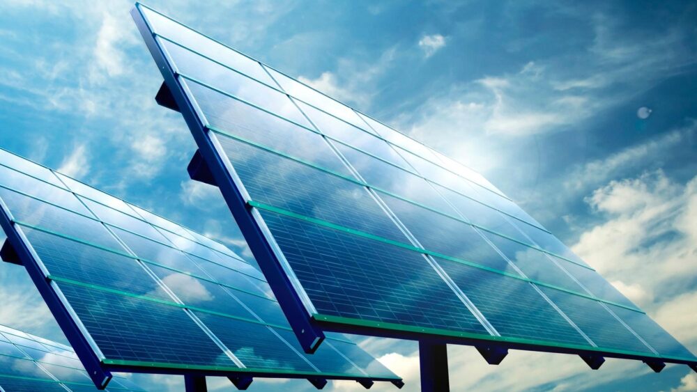 ​គម្រោង​វិនិយោគ​ថ្មី​​ចំនួន ៥ ត្រូវ​បាន​អនុម័ត​​ឱ្យ​ដំណើរ​ការ​នៅ​ខេត្ត​ក្រុង​​មួយ​ចំនួន ក្នុង​នោះ​មាន​ផលិតផល​សូឡា​ផងដែរ