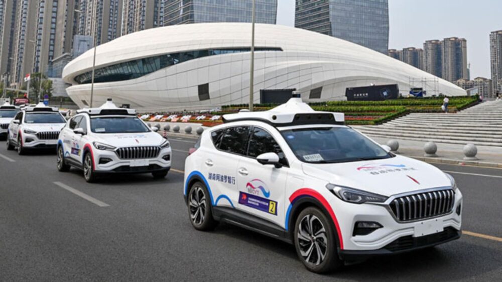 អាជ្ញាធរ​ចិន ចាប់ផ្ដើម​អនុម័ត​លើ​គម្រោង​អាជីវកម្ម​រថយន្ត​តាក់ស៊ី​គ្មាន​មនុស្ស​បើកបរ