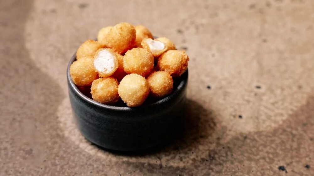 ក្រុមហ៊ុន​អាល្លឺម៉ង់ ផលិត​សាច់​ត្រី​សិប្បនិម្មិត ចិញ្ចឹម​ពី​កោសិកា​រស់​ មិន​បាច់​ឆ្លង​កាត់​ការ​សម្លាប់