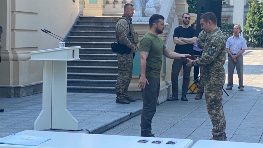 អ្នកបើកបរ​យន្តហោះ​ពូកែ​បំផុត​នៅ អ៊ុយ​ក្រែ​ន បាត់បង់​ជីវិត​ពេល​ប្រយុទ្ធ​ជាមួយ​សត្រូវ