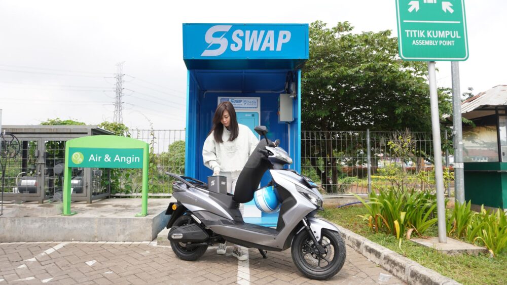 ក្រុមហ៊ុន PT. Swap Energi Indonesia សហការ​ជាមួយ BP AKR Fuels Retail អភិវឌ្ឍ​បណ្ដាញ​គាំទ្រ​ម៉ូតូ​អគ្គិសនី​នៅ ឥណ្ឌូណេស៊ី ដើម្បី​គោលដៅ «មិន​បំ​ភាយ​ឧស្ម័ន​កាបូន»