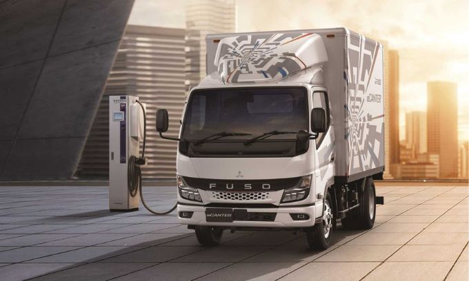 ក្រុមហ៊ុន Mitsubishi Fuso បង្ហាញ​រថយន្ត​ដឹកទំនិញ​អគ្គិសនី eCanter ជំនាន់​បន្ទាប់