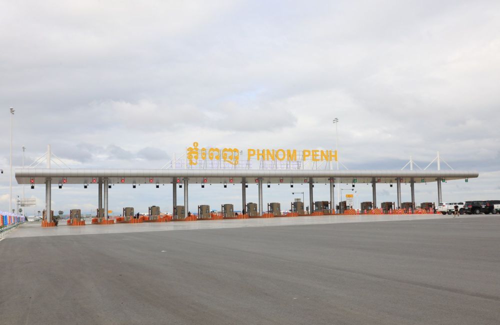 ក្រសួងសាធារណការ និង​ដឹកជញ្ជូន ចេញ​សេចក្តីជូនដំណឹង ស្តីពី ការអនុញ្ញាតឱ្យប្រើប្រាស់សាកល្បងផ្លូវល្បឿនលឿនភ្នំពេញ-ក្រុងព្រះសីហនុ