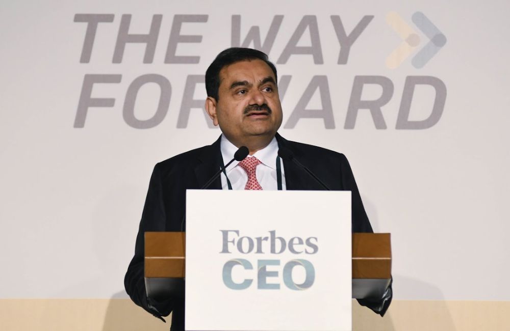 មហាសេដ្ឋី​ឥណ្ឌា Adani ៖ ប្រទេស​ចិន មាន​ហានិភ័យ​ត្រូវគេ «ដាក់​ឱ្យនៅ​ឯកា» ខណៈ ឥណ្ឌា ឆ្ពោះទៅរក​តំណែង​ជា​សេដ្ឋកិច្ច​ធំ​ទី ៣ ក្នុង​ពិភពលោក