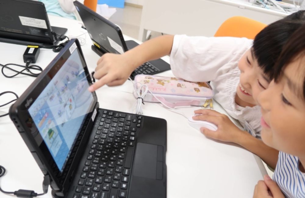 ជប៉ុន កំណត់​គោល​ដៅ​ងាក​ទៅរកការ​ប្រើ​ប្រាស់​​សៀវភៅ​សិក្សា​ប្រភេទ​ឌីជីថល ជំនួស​សៀវ​ភៅ​ក្រដាស​