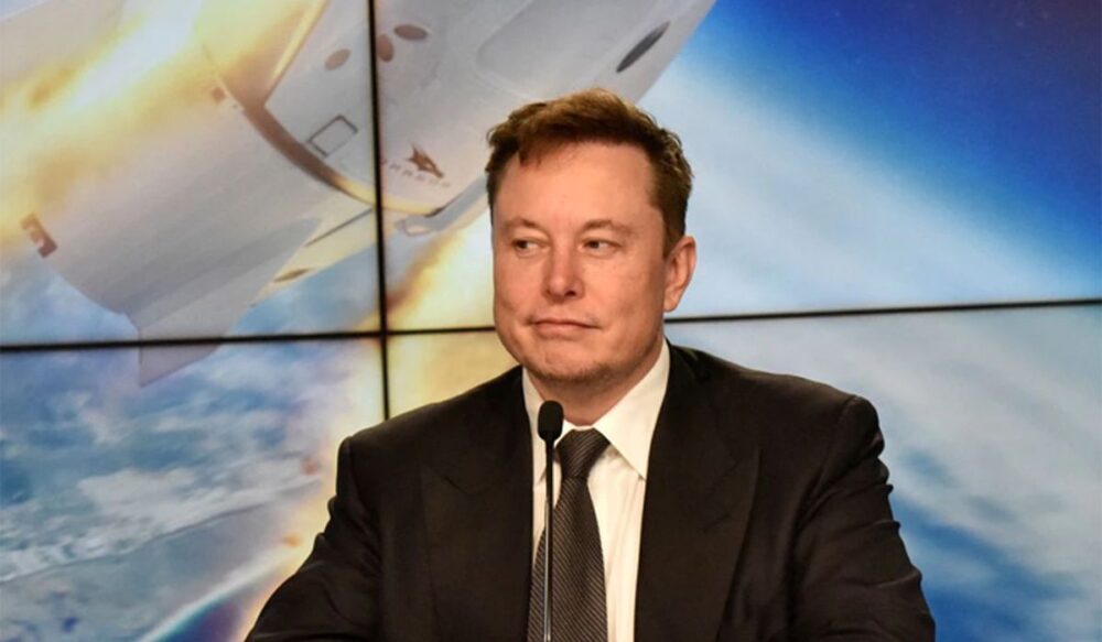 មហាសេដ្ឋី​អាម៉េរិក​ អ៊ី​ឡុ​ន ម៉ាស (Elon Musk) គ្រោង​នឹង​បញ្ឈប់​បុគ្គលិក​ជិត 4,000 នាក់​របស់ Twitter