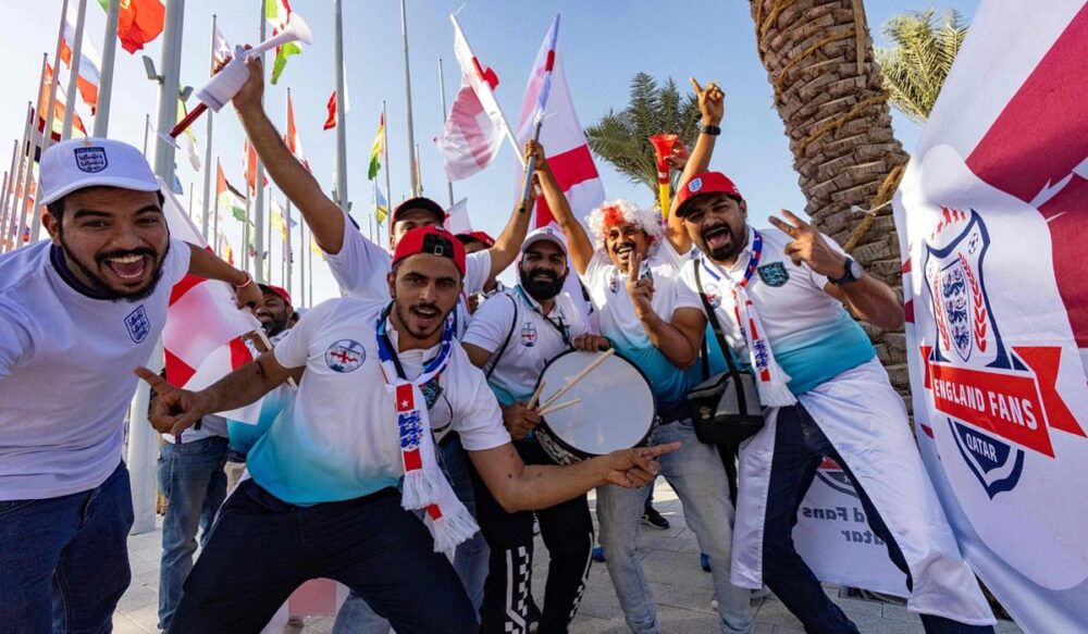 កាតា ច្រានចោល​ការចោទប្រកាន់​ដែលថា «ជួល​មនុស្ស​មក​គាំទ្រ World Cup Qatar 2022»