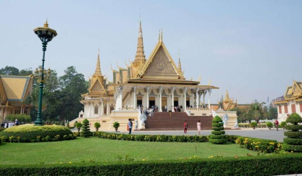 ព្រះបរមរាជវាំង នឹង​បើកទទួល​ទេសចរ​ឡើងវិញ ចាប់ពី​ថ្ងៃទី 01 ធ្នូ 2022