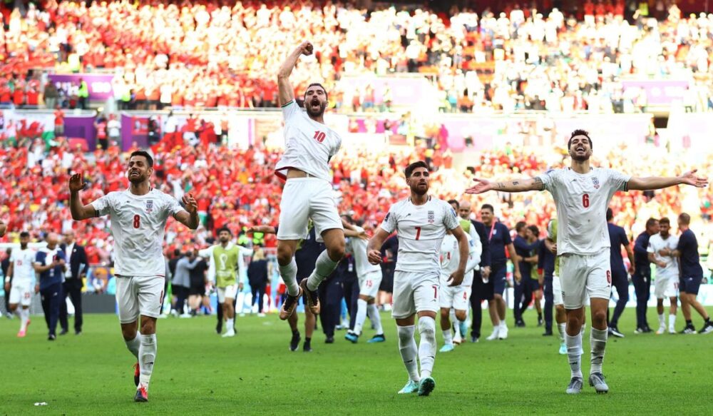 អ៊ីរ៉ង់ ឈ្នះ​ក្រុមបាល់ទាត់​ជម្រើសជាតិ​មកពី អឺរ៉ុប ជា​លើកដំបូង​នៅ World Cup