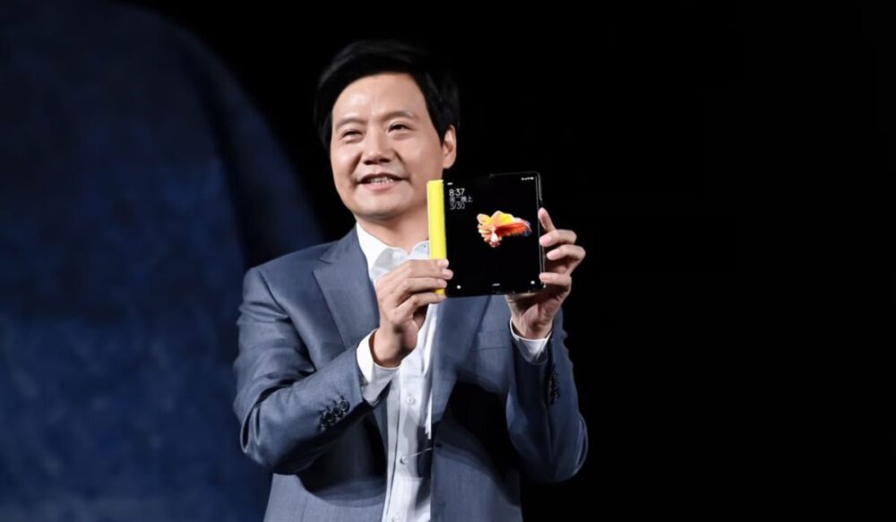 CEO របស់ Xiaomi ចាត់ទុក iPhone ជា​ស្ដង់ដា​សម្រាប់​ប្រកួតប្រជែង