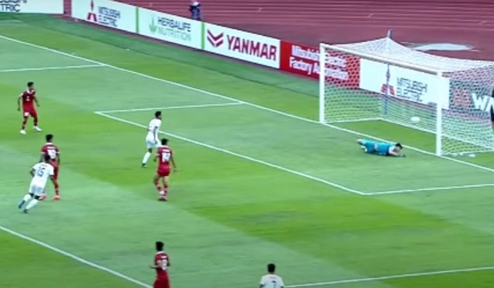 (AFF Cup 2022) – ការ​ប្រកួត​រវាង​ក្រុម​ម្ចាស់ផ្ទះ​ឥណ្ឌូណេស៊ី និង​ កម្ពុជា ចាប់​ផ្ដើម​ហើយ