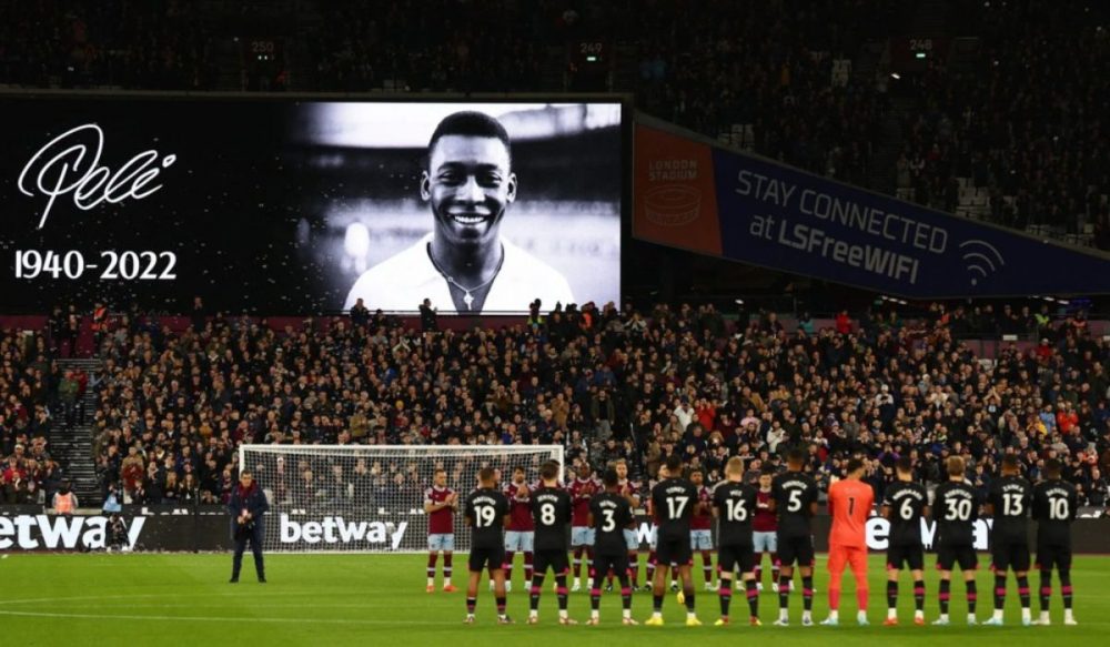 ប្រធាន FIFA ដាក់សំណើ​ថា «គ្រប់​ប្រទេស​ត្រូវតែមាន​កីឡដ្ឋាន​មួយ​ដែលមាន​ឈ្មោះ Pele»