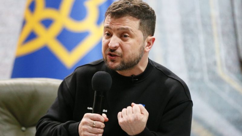 អ៊ុយ​ក្រែ​ន​ប្រកាសថា កំពុង​ត្រៀមខ្លួន «រំដោះ» ឧបទ្វីប​គ្រី​មៀ (Crimea)