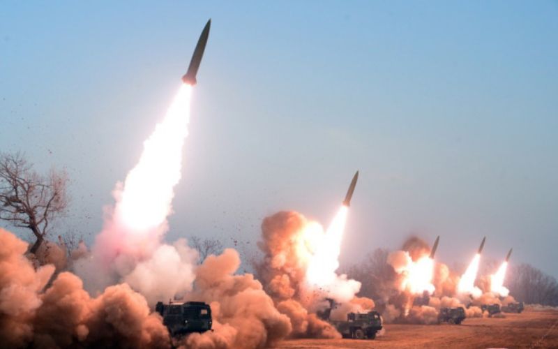 លោក Kim Jong-un បញ្ជា​ឱ្យ​កងទ័ព​ត្រៀមខ្លួន​សម្រាប់​សង្គ្រាម​ជាក់ស្ដែង