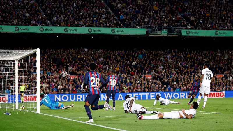 ផ្ដួល Real បានសម្រេច Barca បាន​ឡើង​ទៅ​ក្បែរ​ពាន​ជើងឯក La Liga