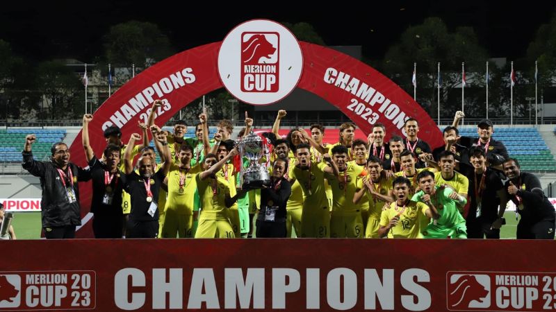 ដណ្ដើមបាន​ជើងឯក​នៅ Merlion Cup ក្រុម U-22 ម៉ាឡេស៊ី «គំរាម​ផ្លូវចិត្ត» ដល់ក្រុម​នានា​របស់​ SEA Games នៅ​កម្ពុជា