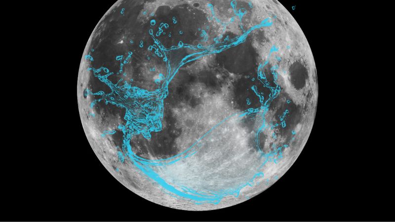 ព្រះ​ចន្ទ​អាចមាន​លាក់​ទឹករហូត​ដល់ 270 ទ្រី​លាន​គីឡូក្រាម