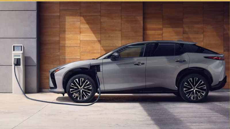 ក្រុម​ហ៊ុន​ Toyota ដាក់​បង្ហាញ Lexus RZ អគ្គិសនី​នៅ​ទីផ្សារ​ជប៉ុន