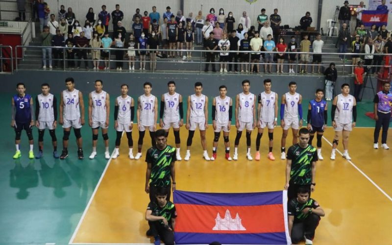 ក្រុម​បាល់ទះ​បុរស​កម្ពុជា «ខូចចិត្ត» មុន​ស៊ី​ហ្គេម​​ តែ​​ដាក់​គោល​ដៅ​យក​មេដាយ​មាស​ទី​ពីរ​រាប់ពី​ឆ្នាំ 1965