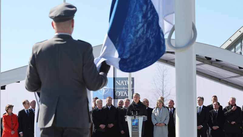 ណា​តូ​លើក​ទង់​បញ្ចូល​ហ្វាំ​ង​ឡង់​ជា​សមាជិក​ទី 31