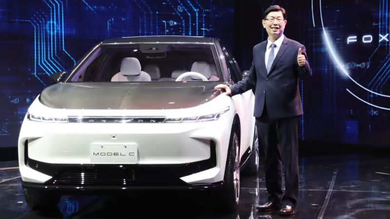 Foxconn ចំណាយ 820 លាន​ដុល្លារ​អាម៉េរិក​ដើម្បី​ផលិត​រថយន្ត​អគ្គិសនី និង​ថ្ម​នៅ​តៃវ៉ាន់