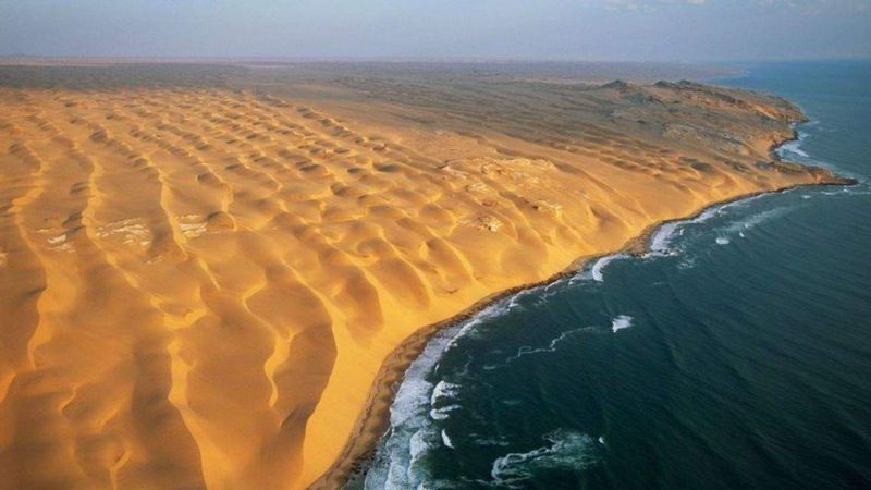 គំនិត​ស្ដីពី​ការ​បង្កើត​​សមុទ្រ​​ទឹក​​នៅ​លើ​​សមុទ្រ​​ខ្សាច់​​សាហា​រ៉ា​ (Sahara)