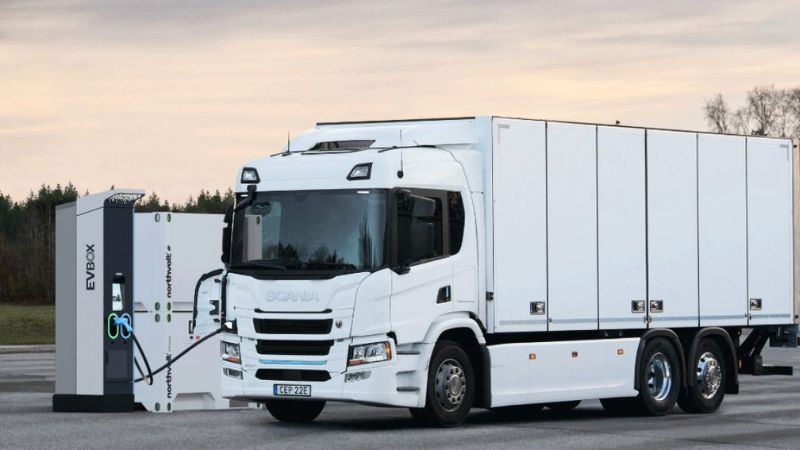 ថ្ម​ផ្ទុក​ថាមពល​ទំនើប​ជួយ​ឱ្យ​រថយន្ត​អគ្គិសនី​បើកបរ​បាន​រហូតដល់ 1.5 លាន​គីឡូម៉ែត្រ