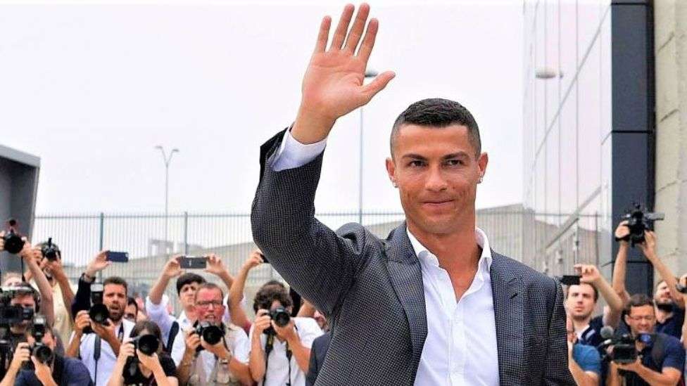 កីឡាករ CR7 អះអាង​ពី​រឿង​ត្រលប់​ទៅកាន់​វាលស្មៅ​អឺរ៉ុប