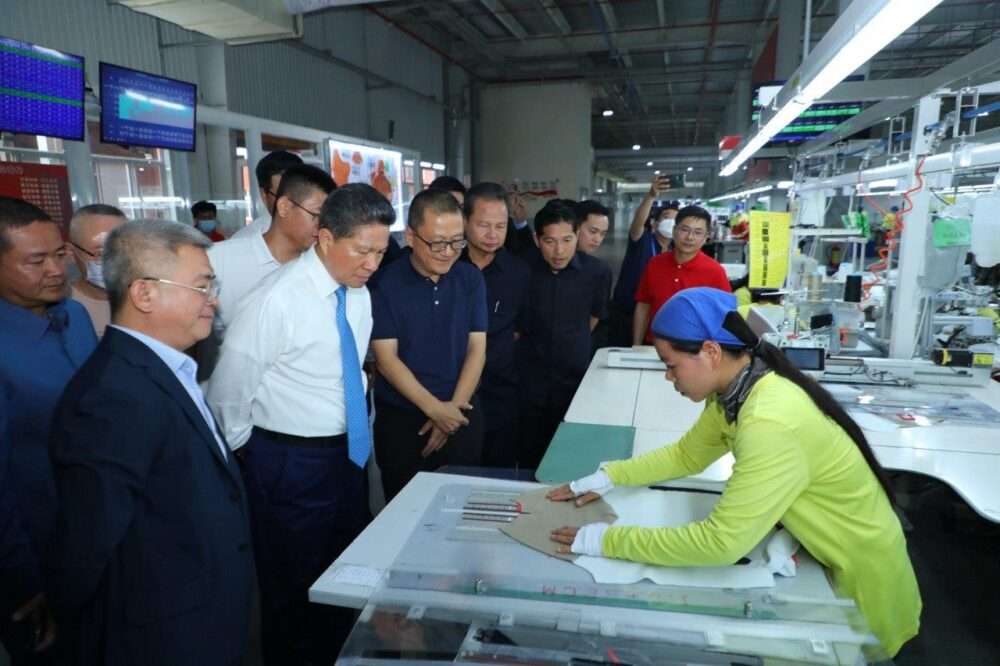 រយៈពេលមួយឆ្នាំចុងក្រោយ ចិនបានបណ្ដាក់ទុនវិនិយោគនៅកម្ពុជារហូតដល់ ៣,៥ពាន់លានដុល្លារអាមេរិក