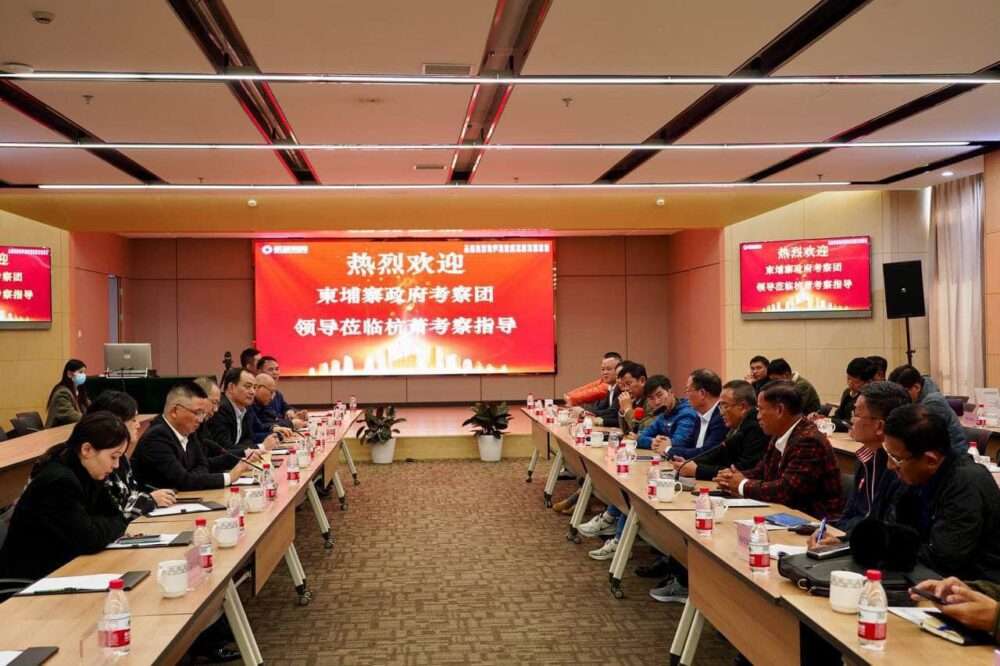 អភិបាលខេត្តតាកែវ ស្នើក្រុមហ៊ុនចិន ឱ្យបង្កើតកំពង់ផែលើទឹកដីខេត្តតាកែវ នៅជាប់គម្រោងព្រែកជីកហ្វូណនតេជា